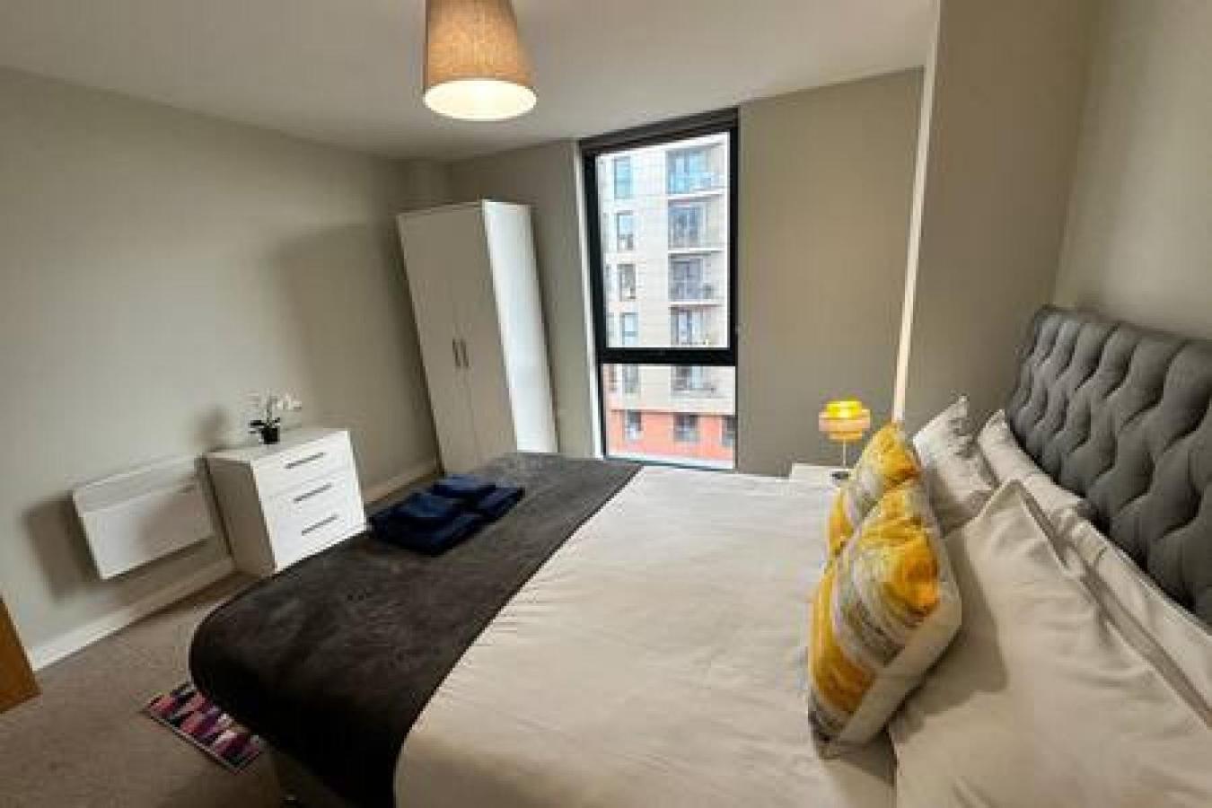 Modern 1 Bed Sleeps 2 Manchester