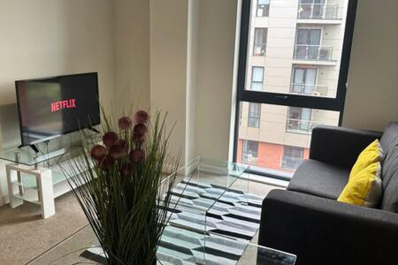 Modern 1 Bed Sleeps 2 * Manchester